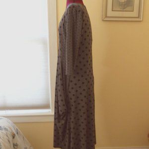 Size 2 Gray Midi Dress Black Dots Scoop Neck 3/4 Sleeves Low Droopy Pockets